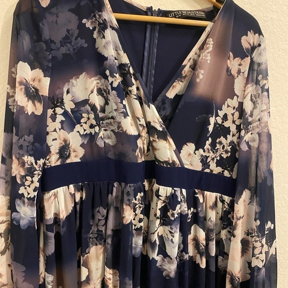 🎉HP🎉Little Mistress Maternity Long Dress - Picture 7 of 7